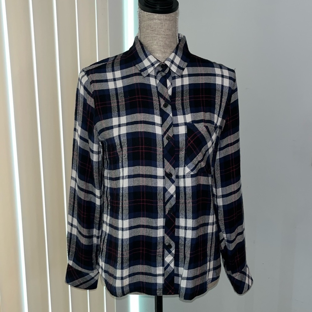 Rails Size XS Hunter Plaid Flannel Button Front Long Sleeve Shirt Blue Magenta.
